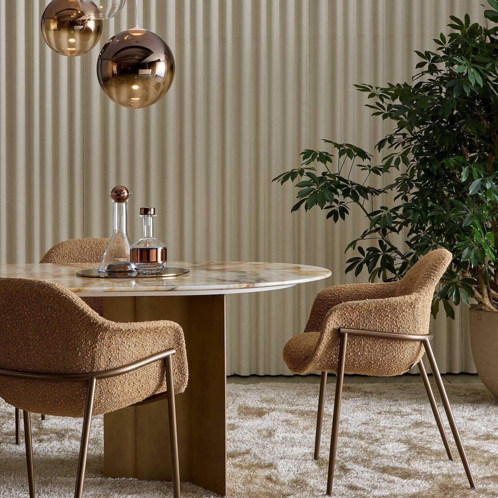 Lomacasa_Marelli_CHIA-METAL-BASE-Chair_Gallery-1-3