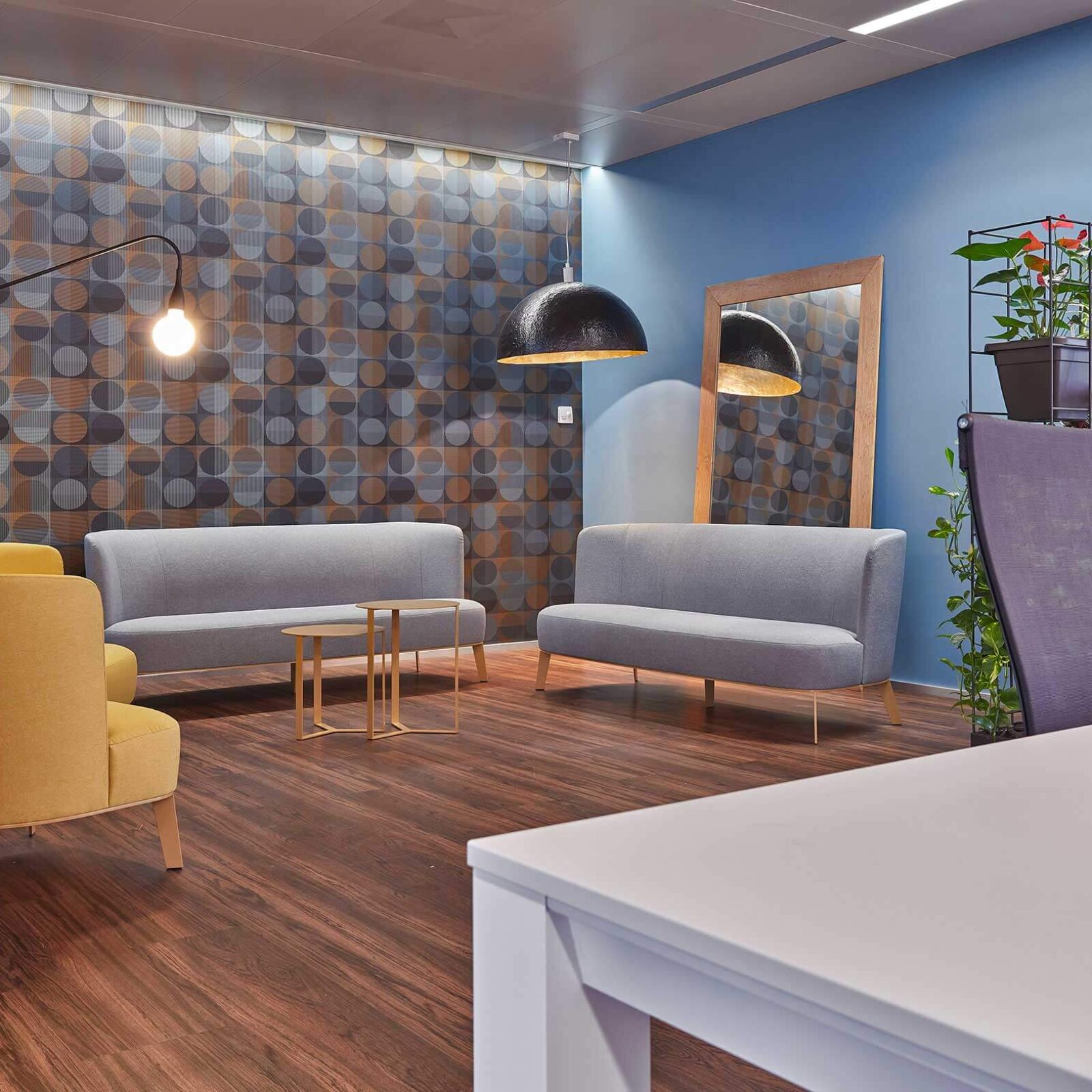 Lomacasa Marelli Derek Sofa Gallery 1-3