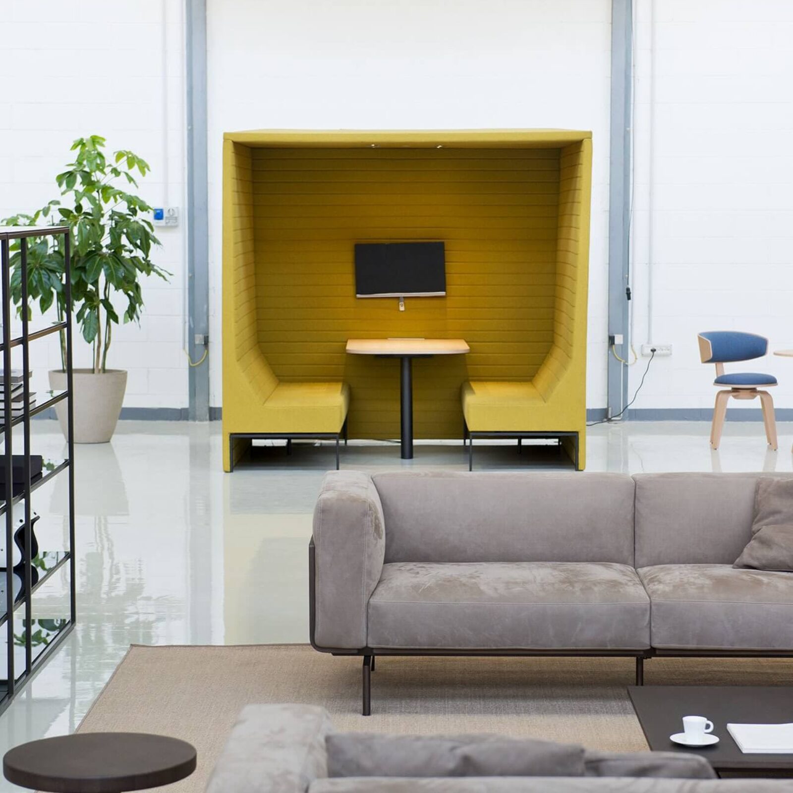 Lomacasa_Marelli_L-SOFA-Armchair_Gallery-1-6