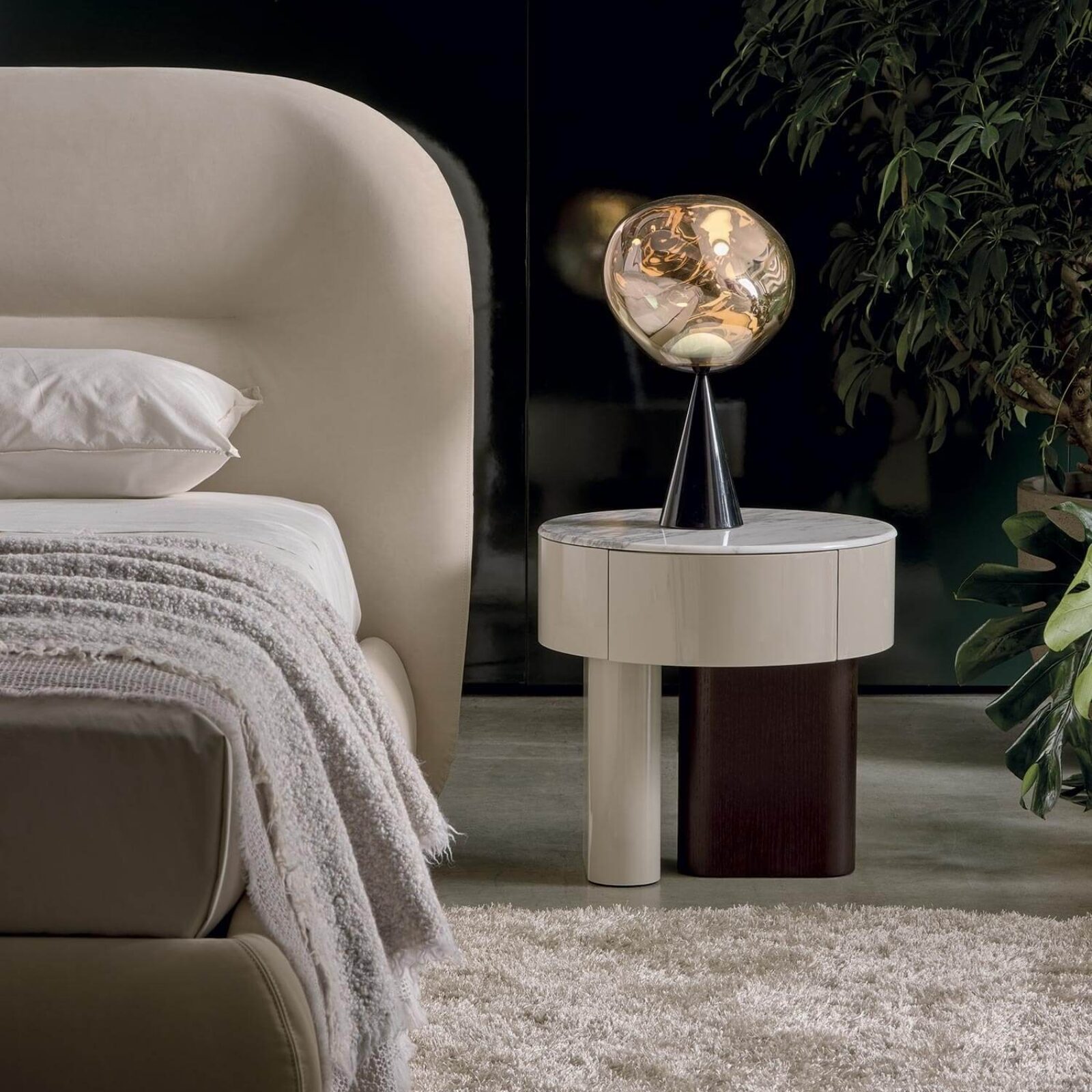 Lomacasa_Marelli_ONNO-Bedside-Table-Console_Gallery-1-5