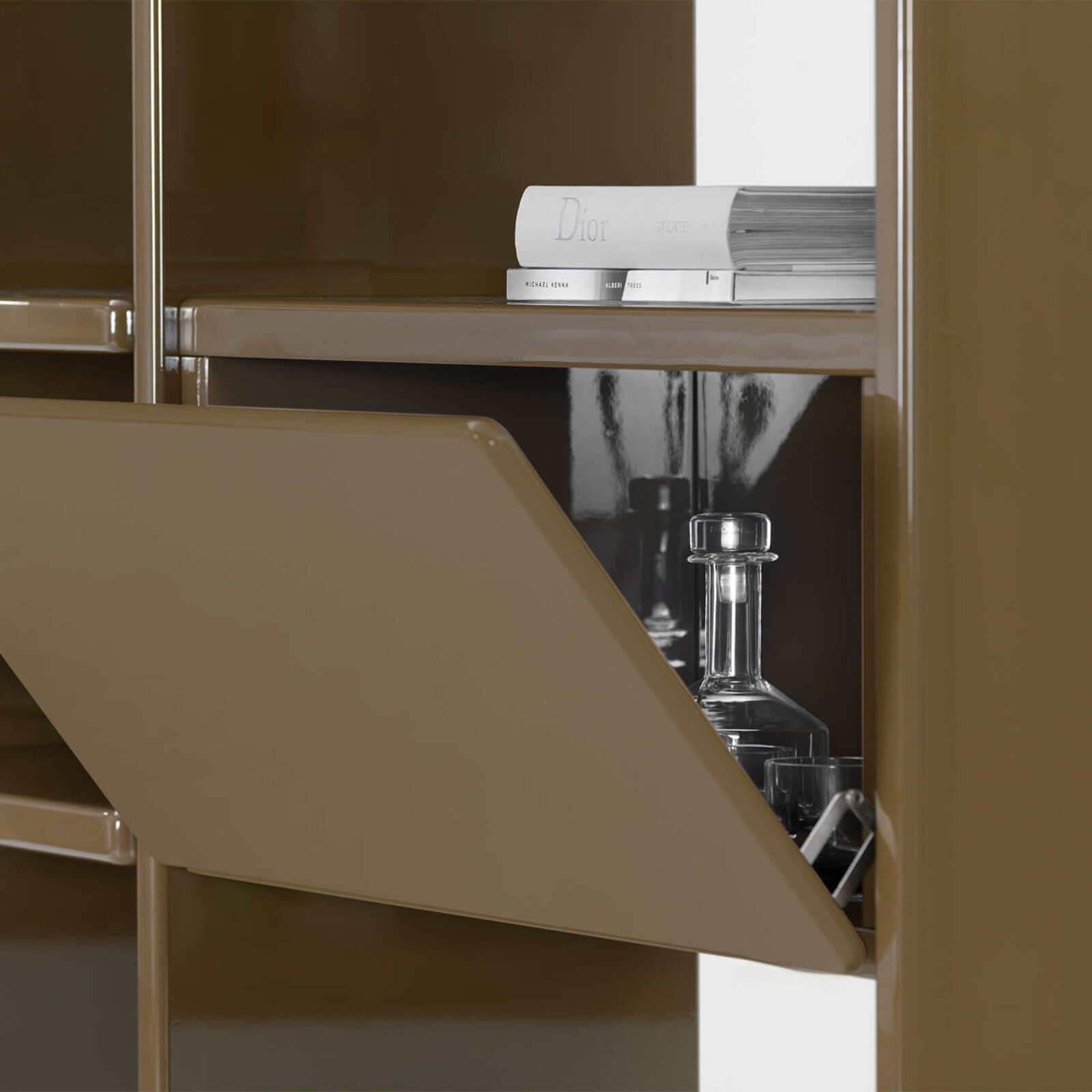 Lomacasa_Marelli_PIERRE-Bookshelf_Gallery-1-7