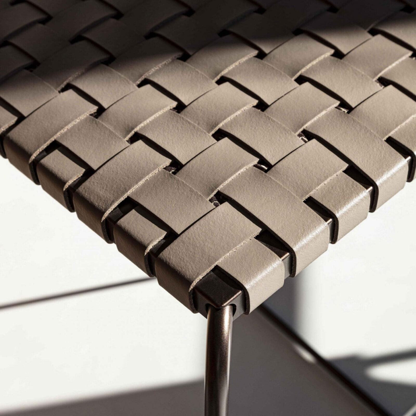 Lomacasa_Pellizzoni_Bizzy-Stool_Gallery-1