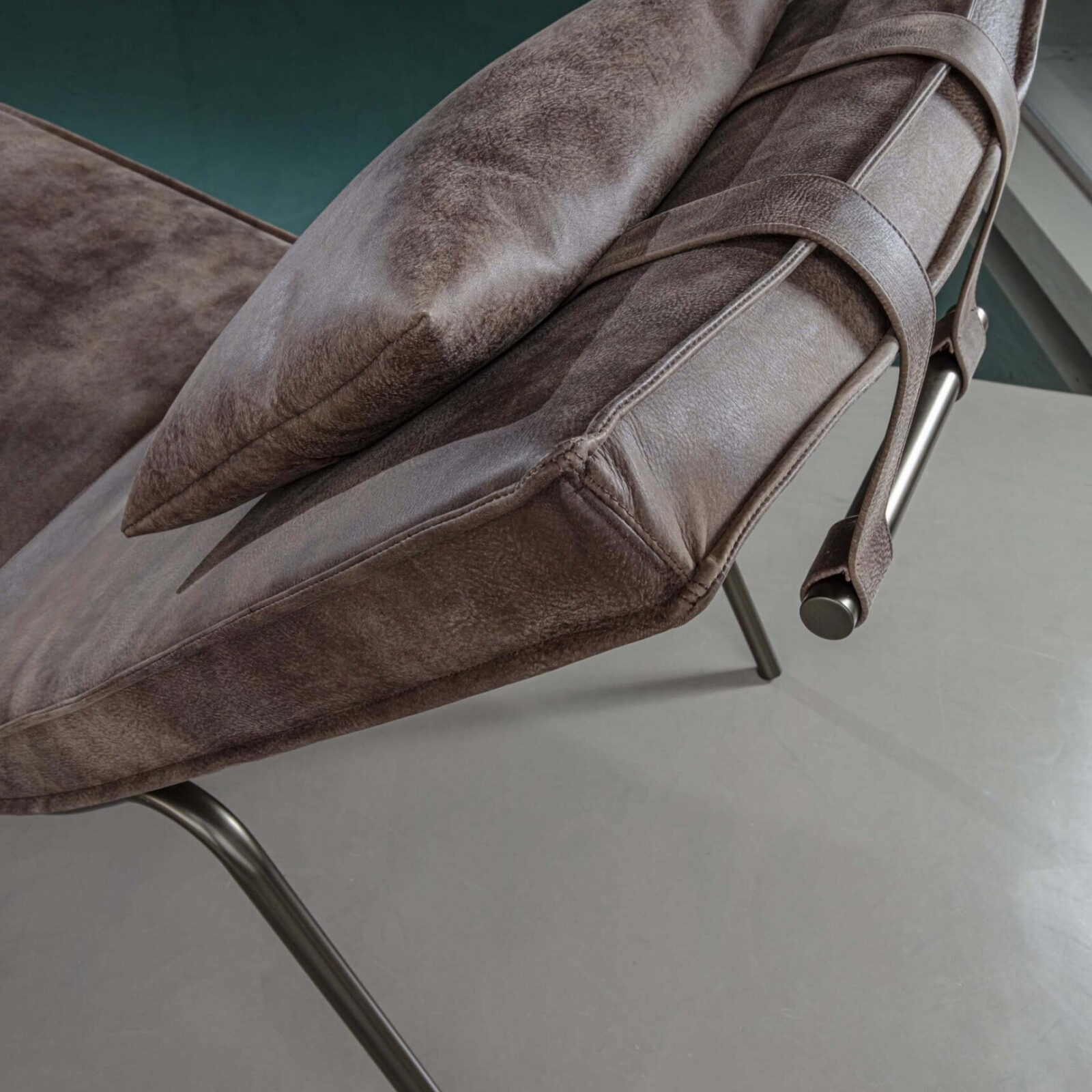 Lomacasa_Pellizzoni_Daybed-Relax-Armchair_Gallery-2