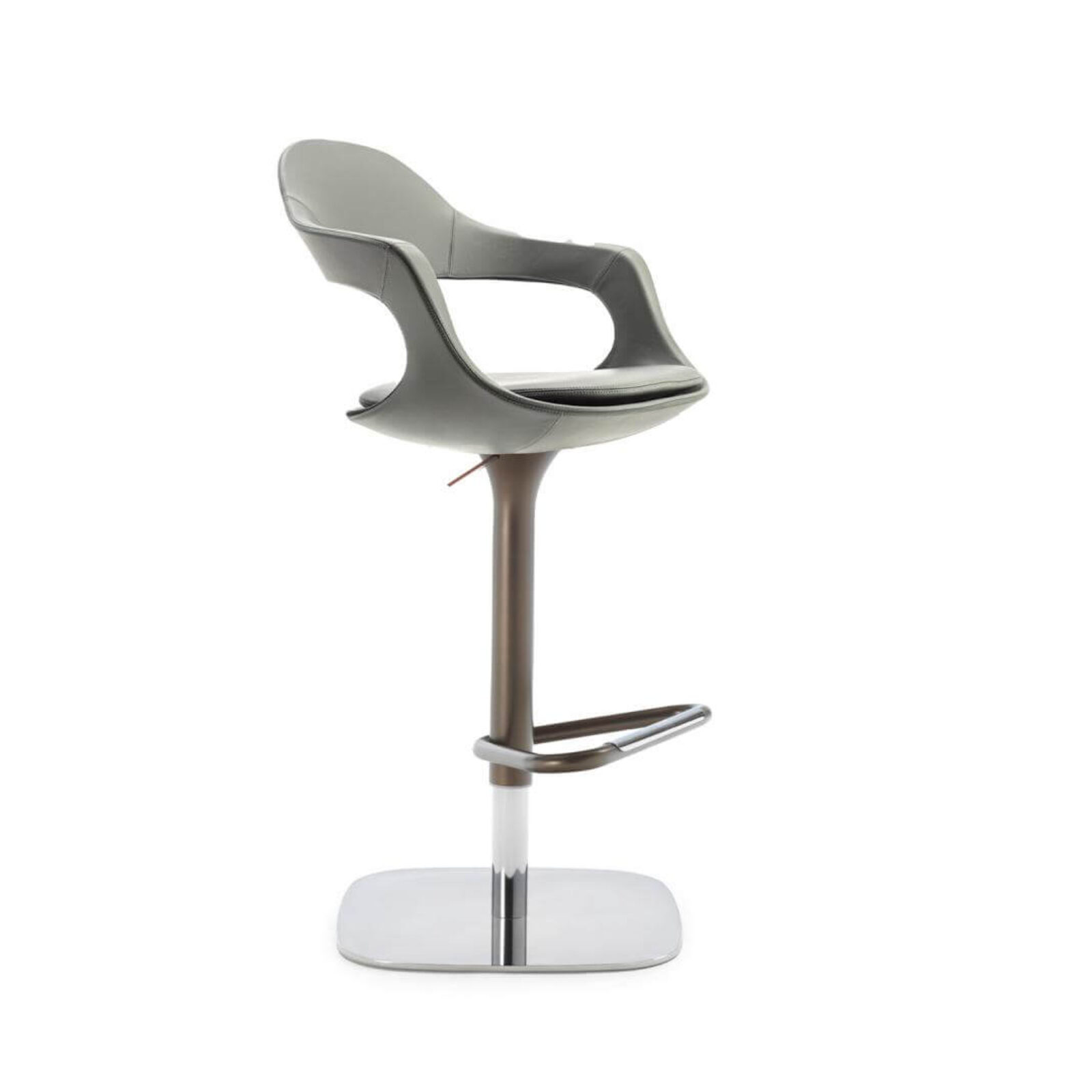 Lomacasa_Pellizzoni_Frenchkiss-High-Back-Stool_Gallery-2