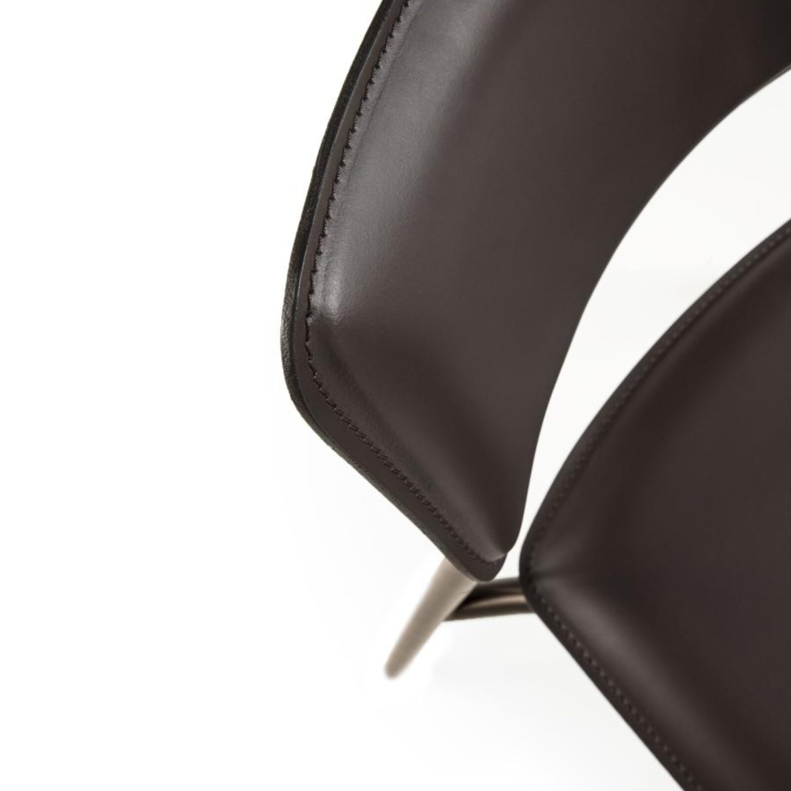 Lomacasa_Pellizzoni_Isotta-Chair_Gallery-2