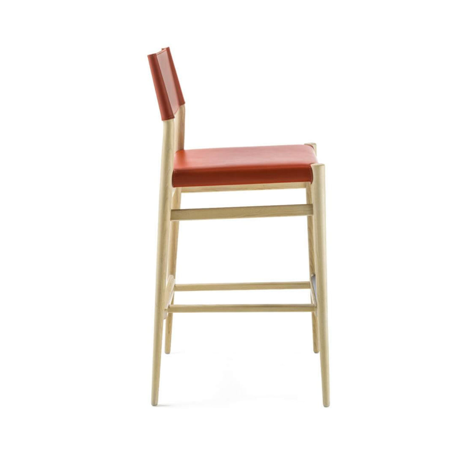 Lomacasa_Pellizzoni_Ledermann-Stool_Gallery-7